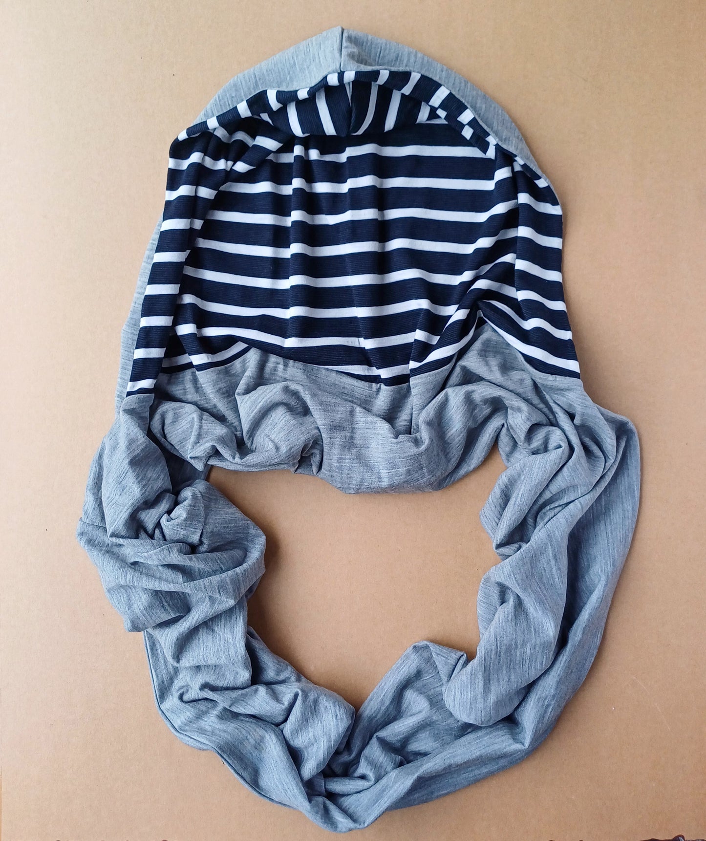 Merino Hoodscarf - Grey Marl