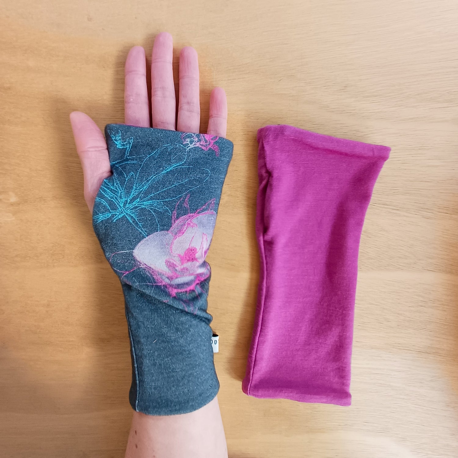 Fingerless Gloves