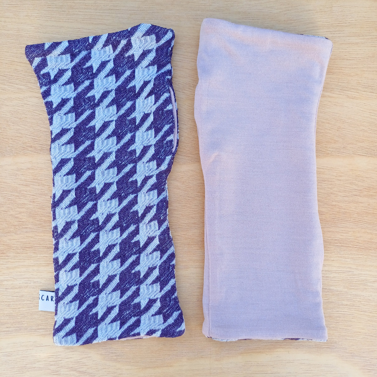 Fingerless Gloves - Purple Jacquard