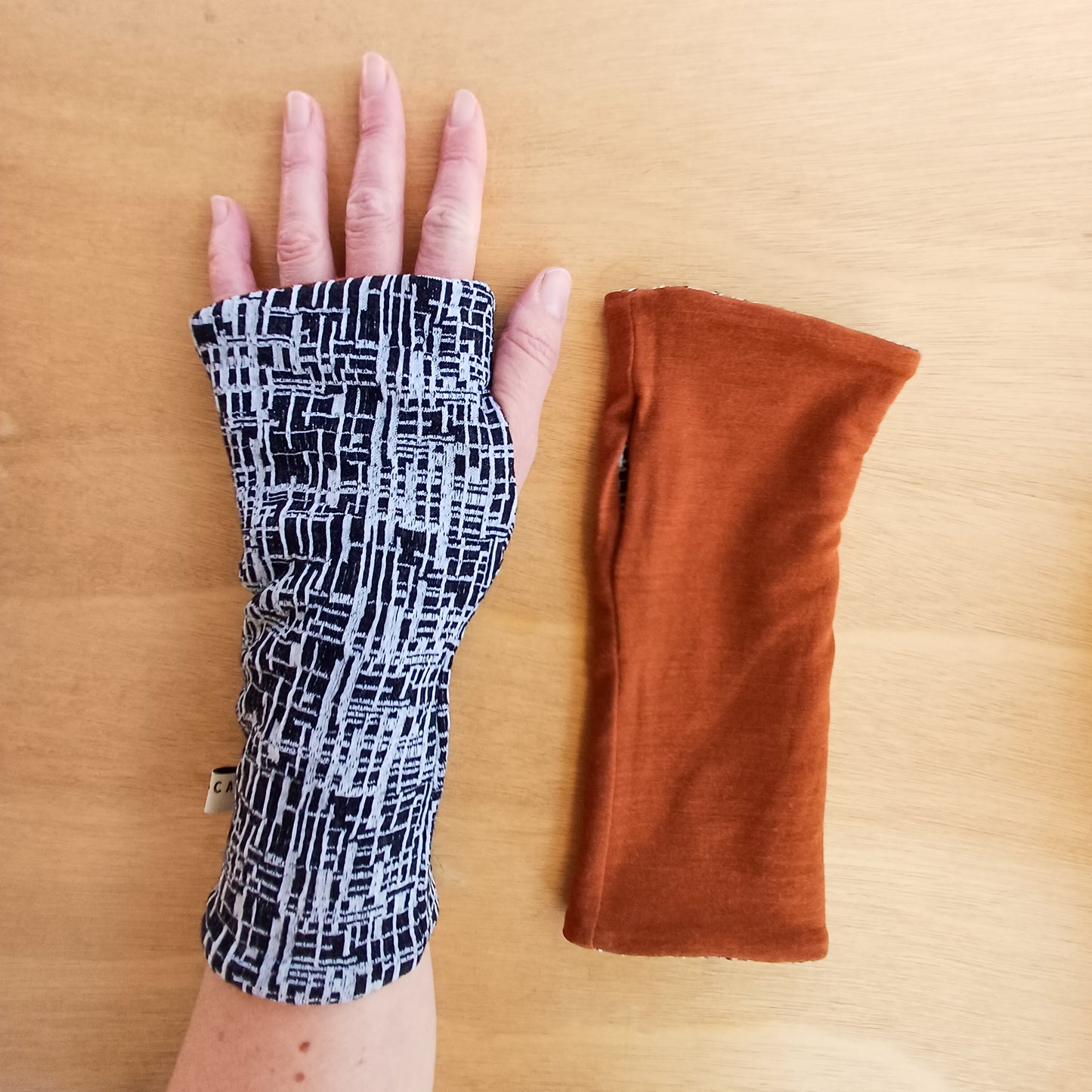 Fingerless Gloves - Autumn Night
