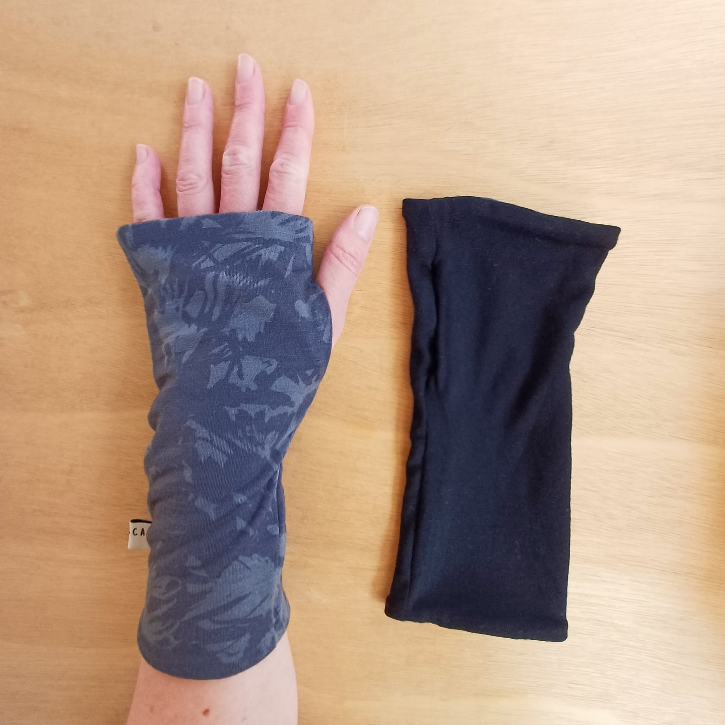 Fingerless Gloves - Grey Days